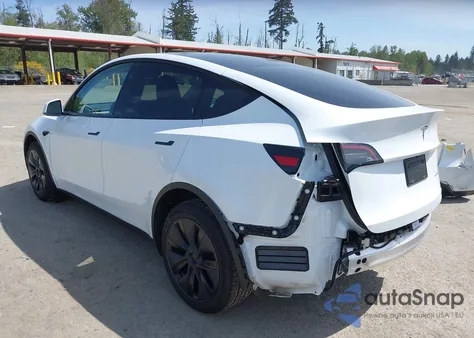 2025 Tesla Model Y Long Range Dual Motor All-Wheel Drive from USA, damaged, VIN 7SAYGDEE4SF261567